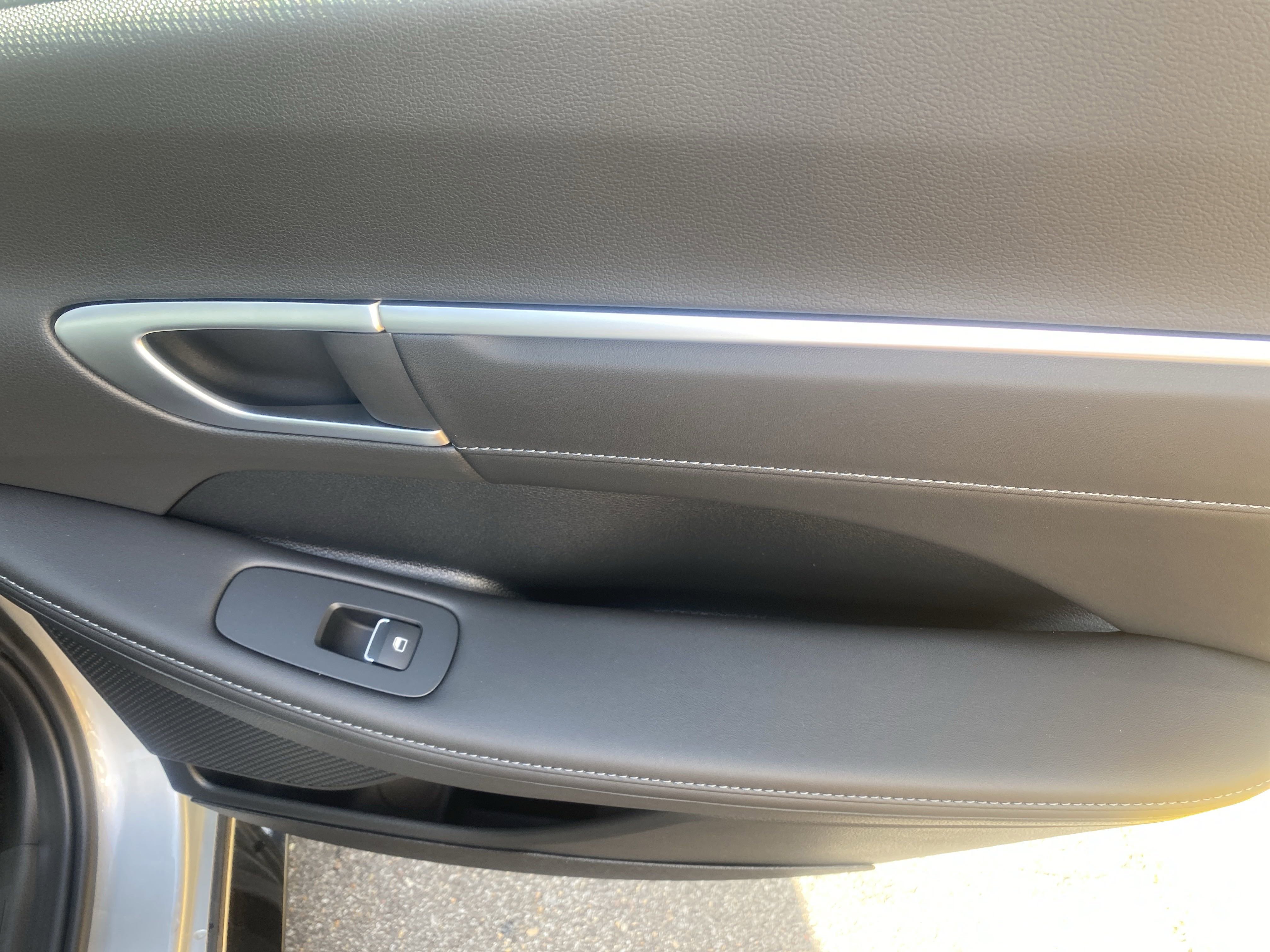 New 2025 Hyundai Sonata Limited image 16