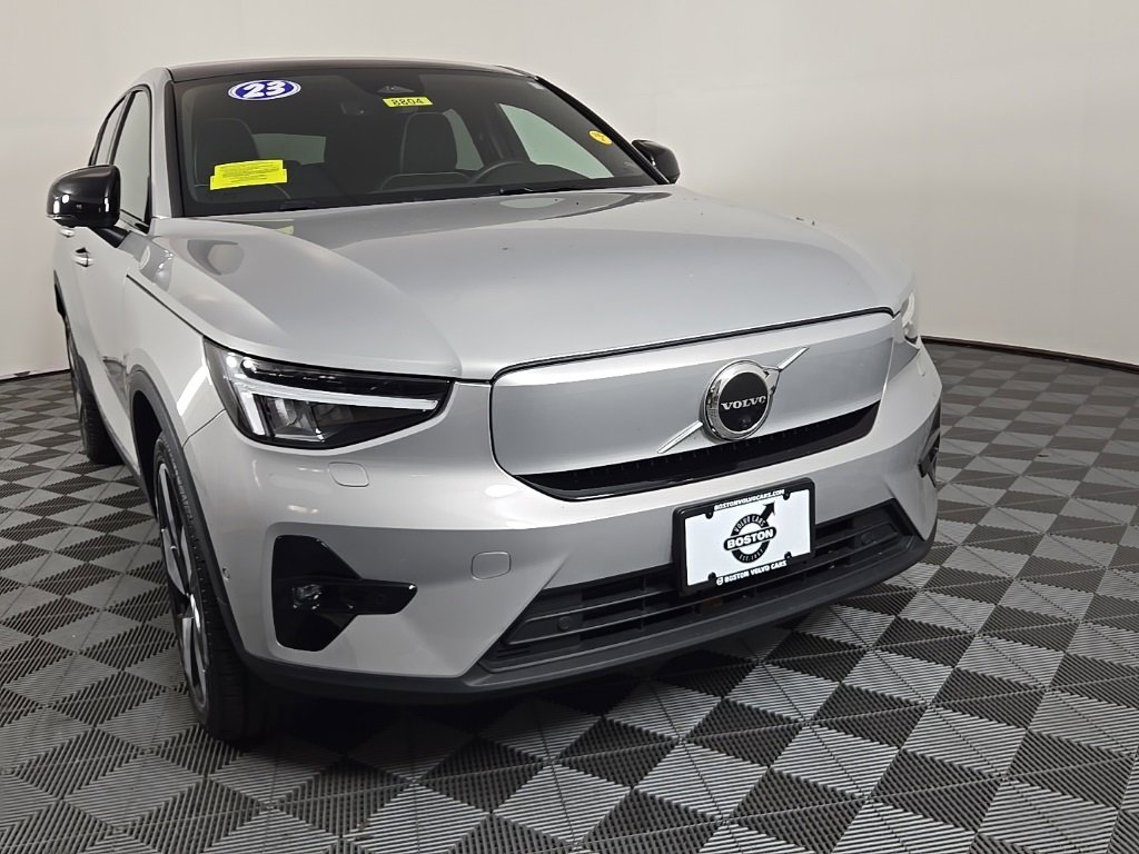 Certified 2023 Volvo C40 P8 Recharge Ultimate image 3