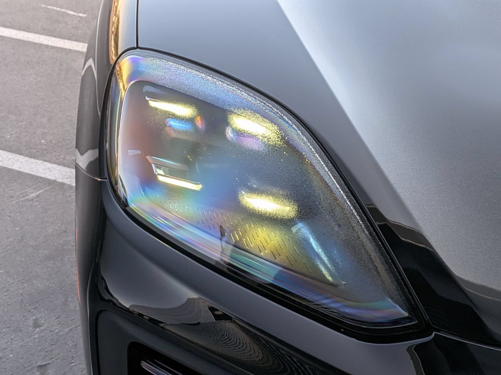 Certified 2025 Porsche Cayenne AWD/4WD image 13