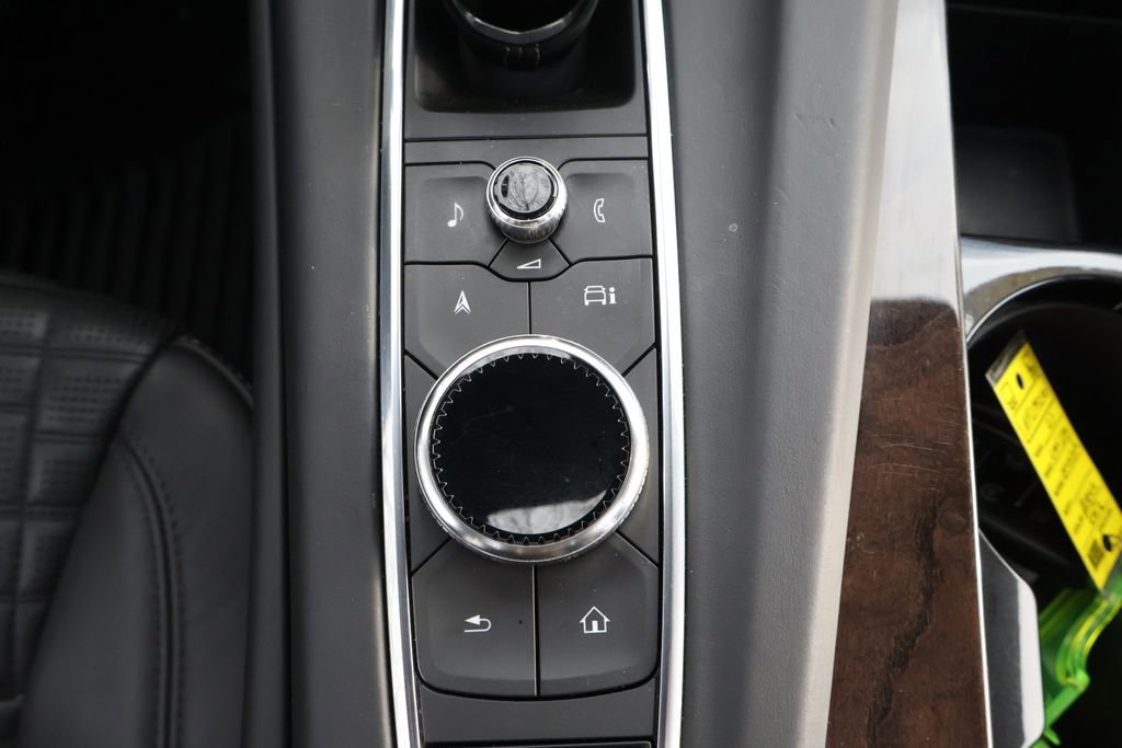 Used 2023 Cadillac Escalade Sport Platinum w/ LPO, ONYX Package image 23