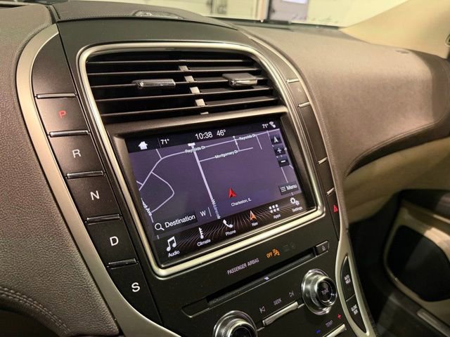 Used 2019 Lincoln Nautilus Reserve image 17