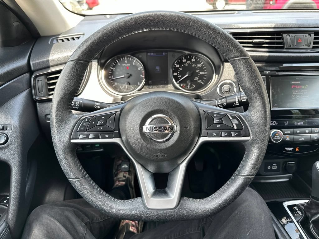 Used 2019 Nissan Rogue SV AWD/4WD image 29