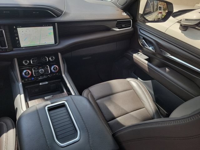 Used 2024 GMC Yukon XL Denali w/ Max Trailering Package AWD/4WD image 14