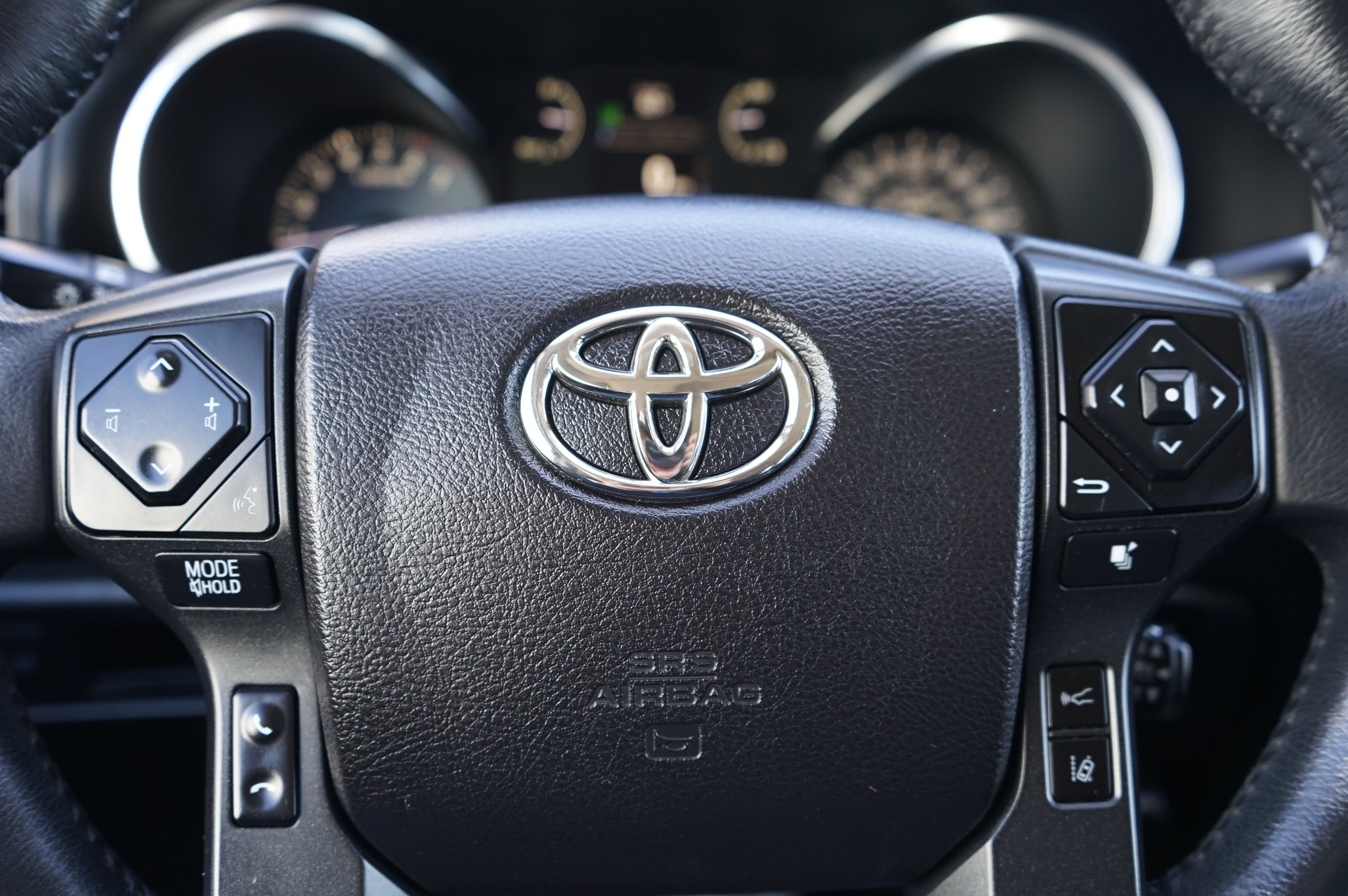 Used 2021 Toyota Sequoia TRD Pro AWD/4WD image 31