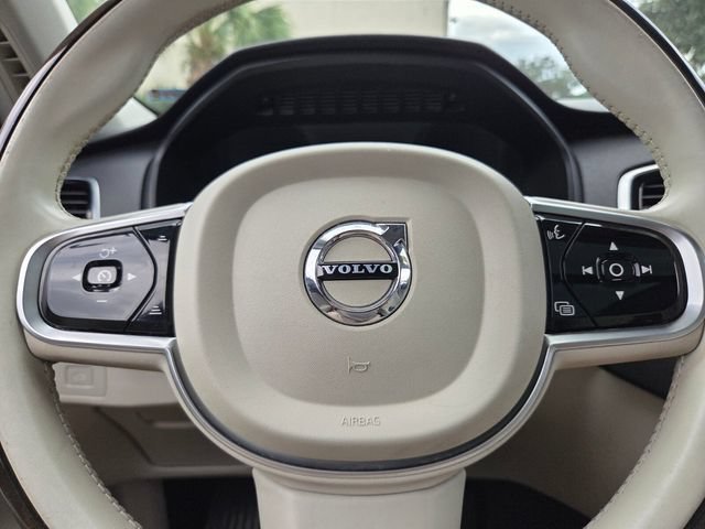 Used 2016 Volvo XC90 T6 Momentum w/ Momentum Plus Package AWD/4WD image 35