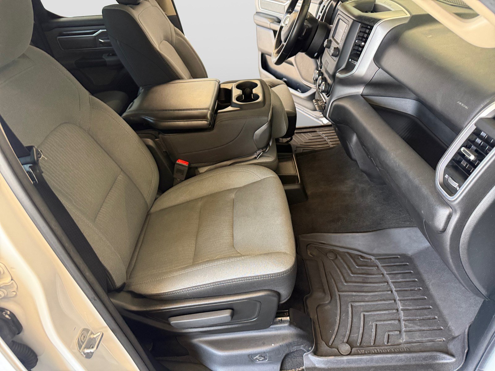 Used 2020 RAM 1500 Big Horn AWD/4WD image 12
