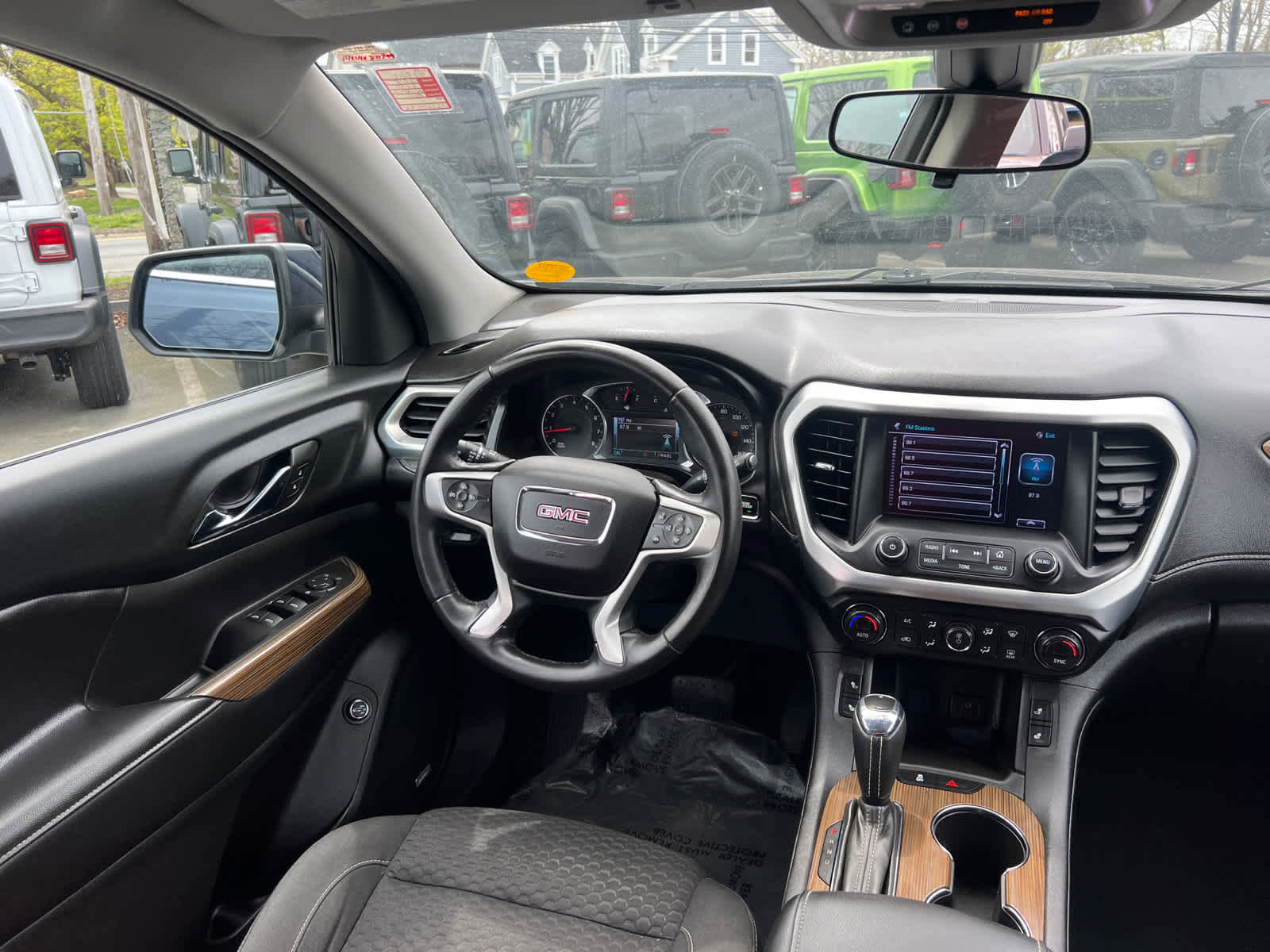 Used 2018 GMC Acadia SLE w/ Driver Alert Package I AWD/4WD image 36