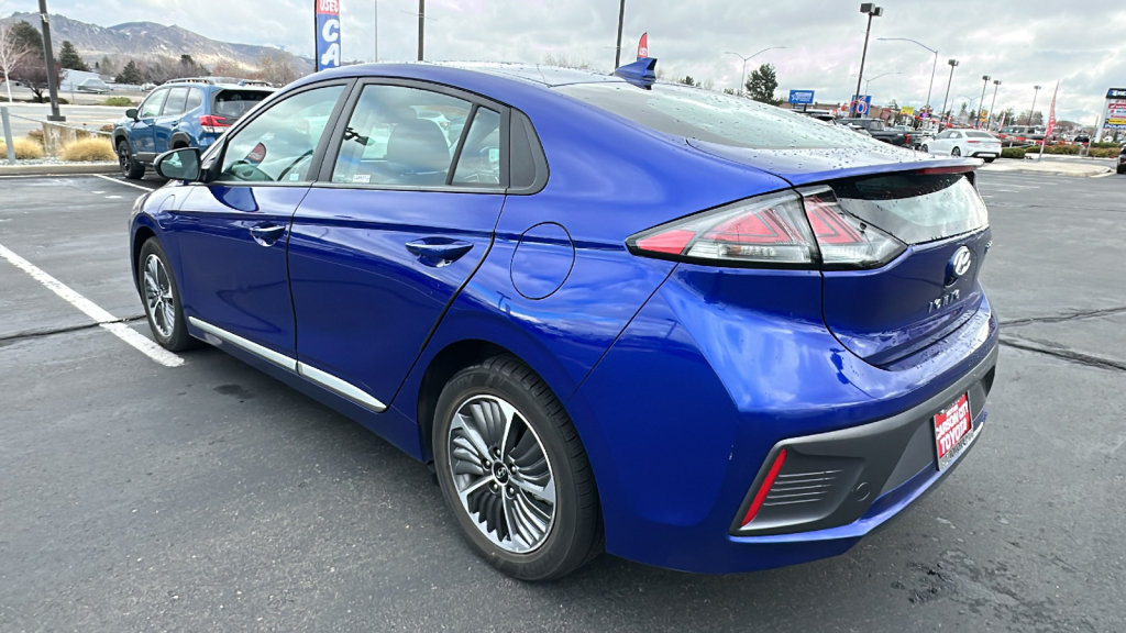 Used 2021 Hyundai Ioniq SE FWD image 5