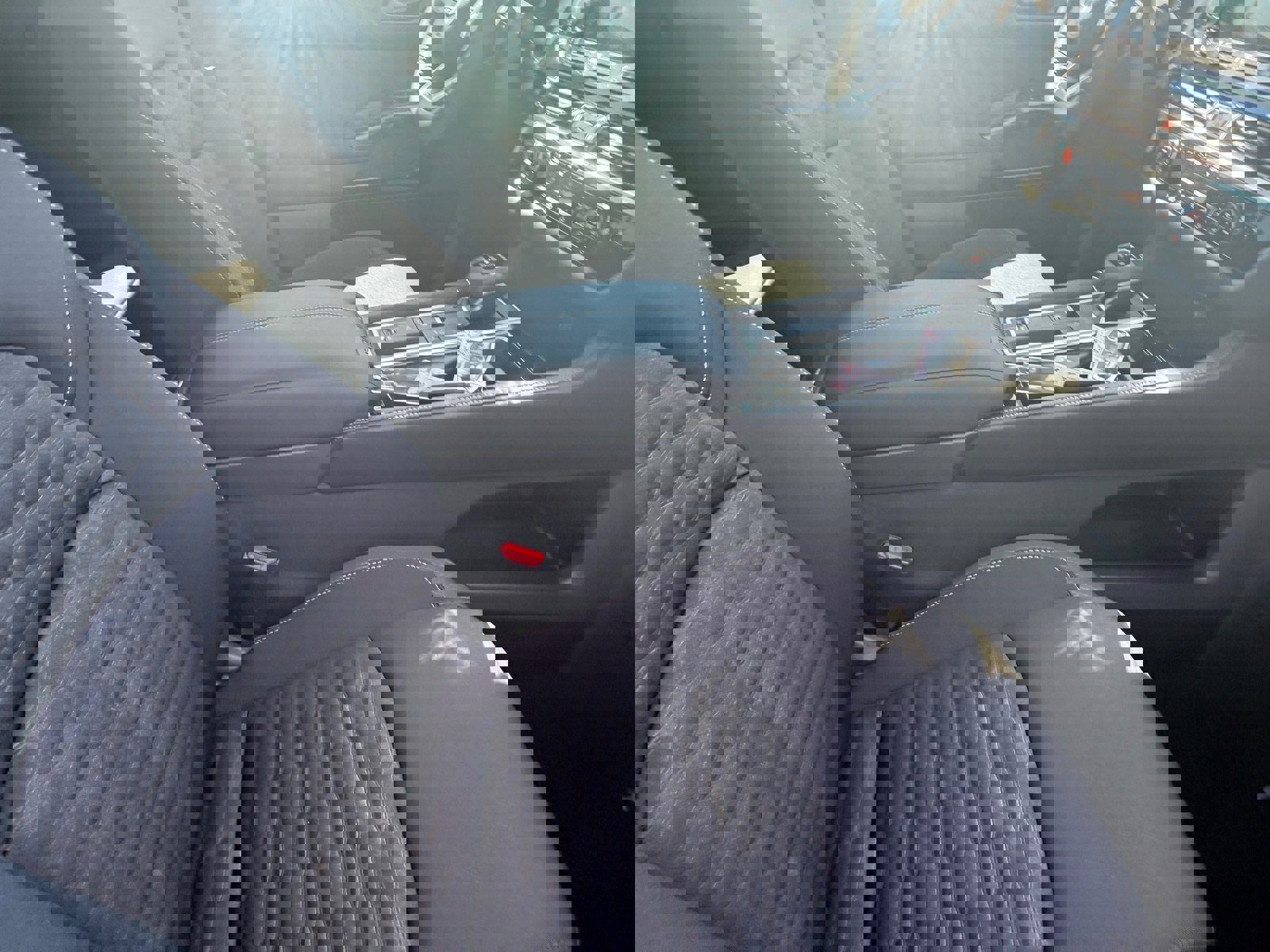 New 2025 Nissan Pathfinder SV w/ Cargo Package image 12