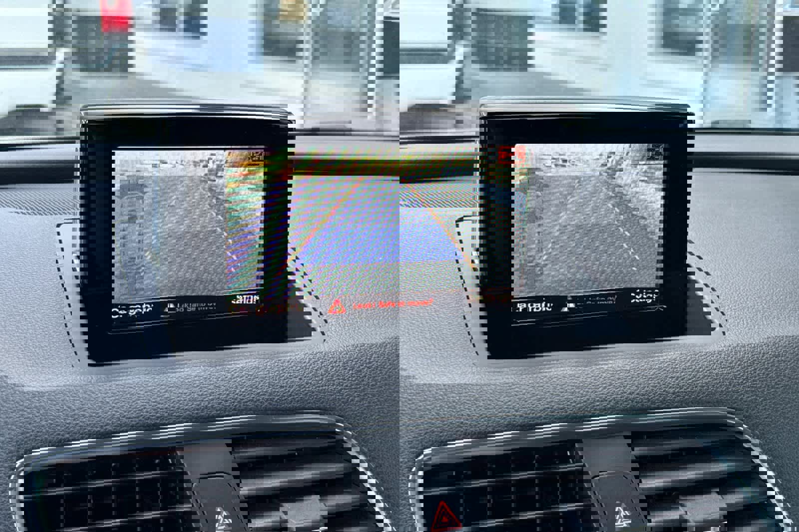 Used 2018 Audi Q3 2.0T Premium image 21