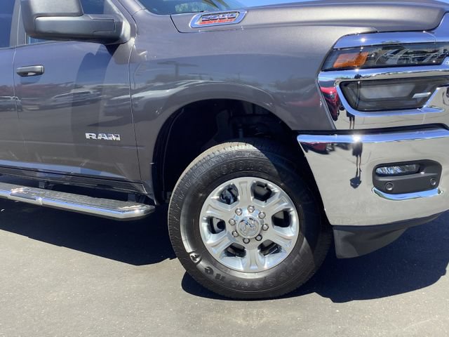 Used 2025 RAM 2500 Big Horn AWD/4WD image 3