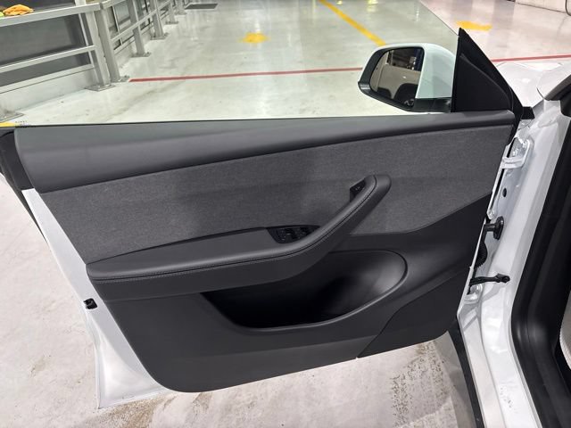 Used 2026 Tesla Model Y Long Range AWD/4WD image 12