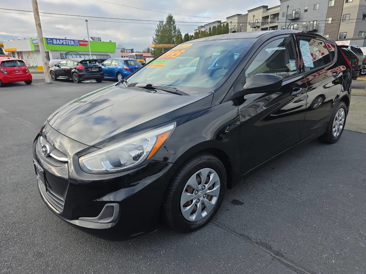 Used 2015 Hyundai Accent GS image 2