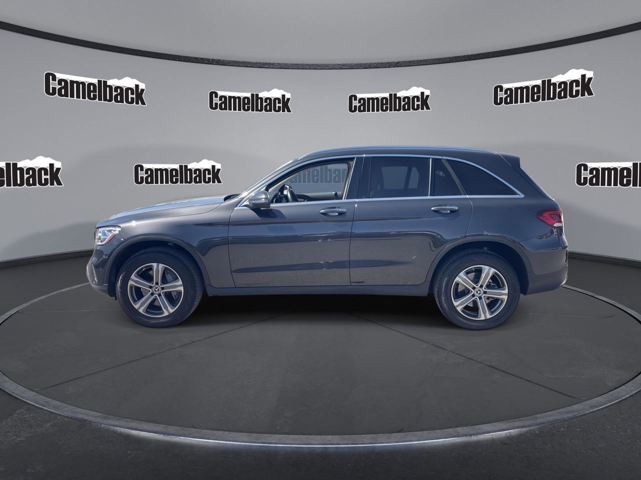 Used 2021 Mercedes-Benz GLC 300 image 4