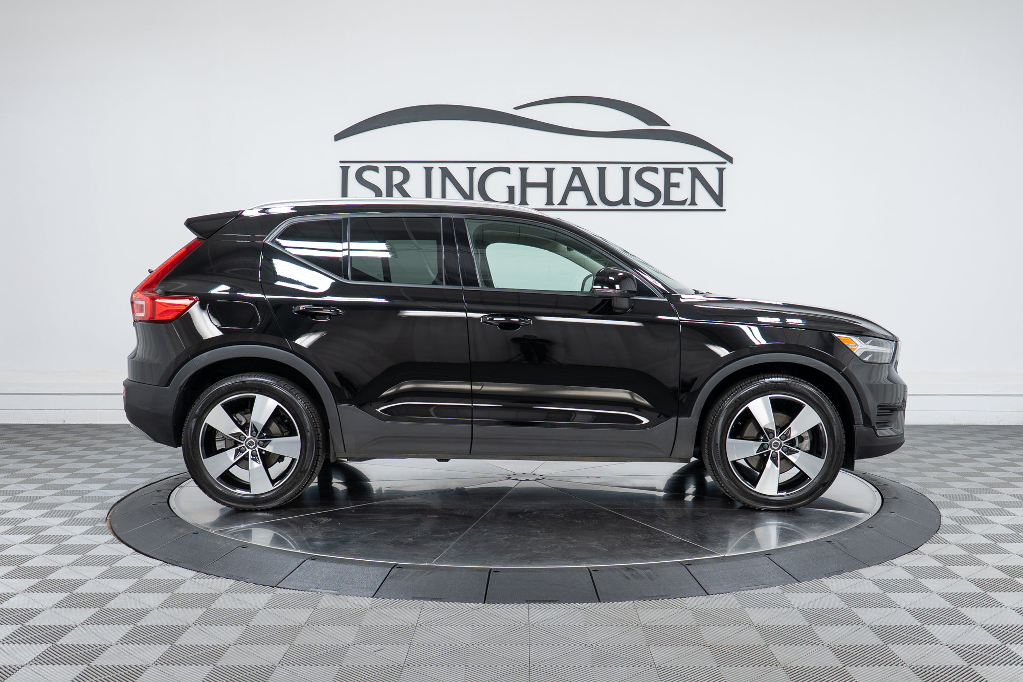 Used 2020 Volvo XC40 T5 Momentum AWD/4WD image 4