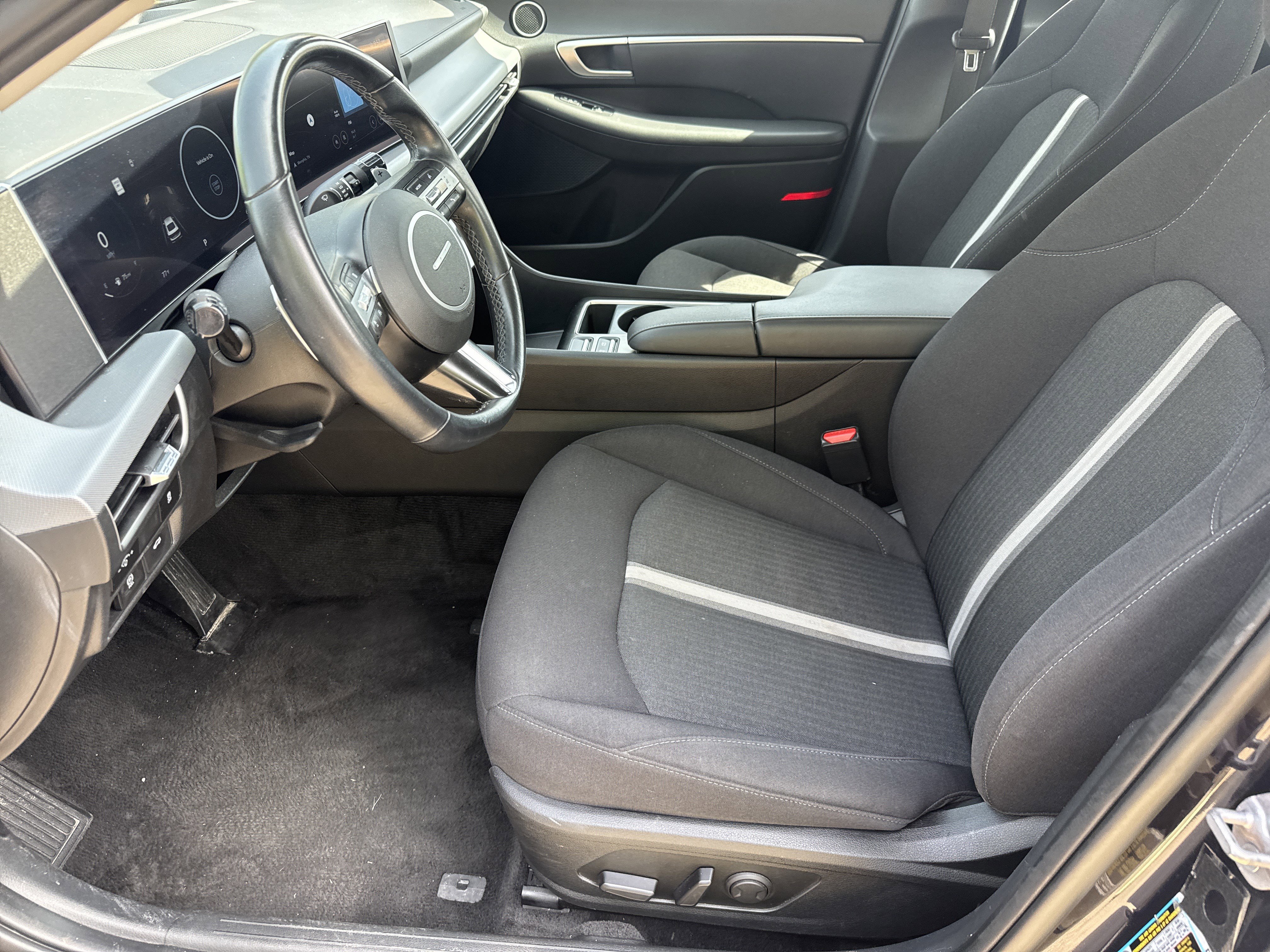 Used 2024 Hyundai Sonata SEL w/ Convenience Package image 5