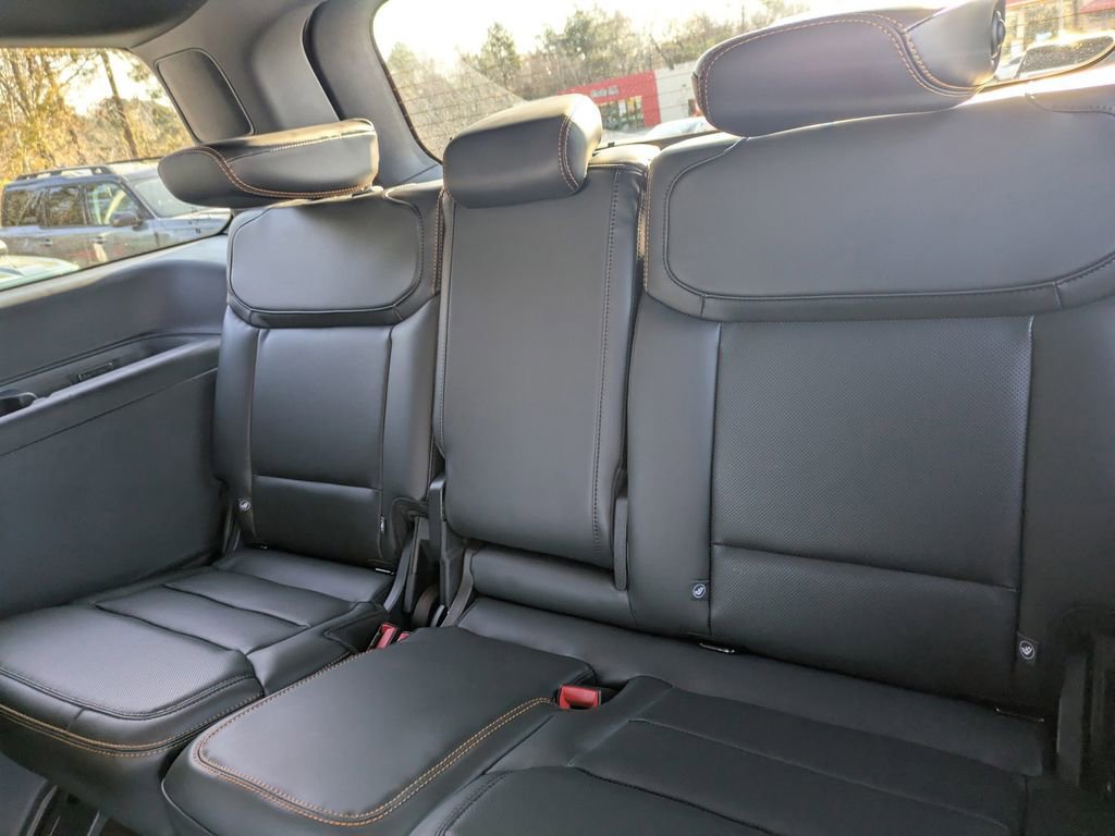 New 2026 Ford Expedition Tremor image 16