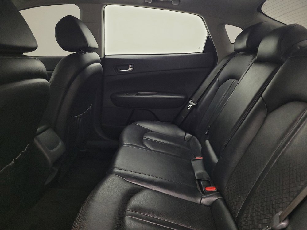 Used 2020 Kia Optima SE image 18