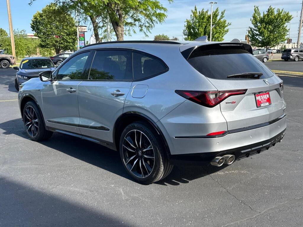 Used 2024 Acura MDX Type S AWD/4WD image 3