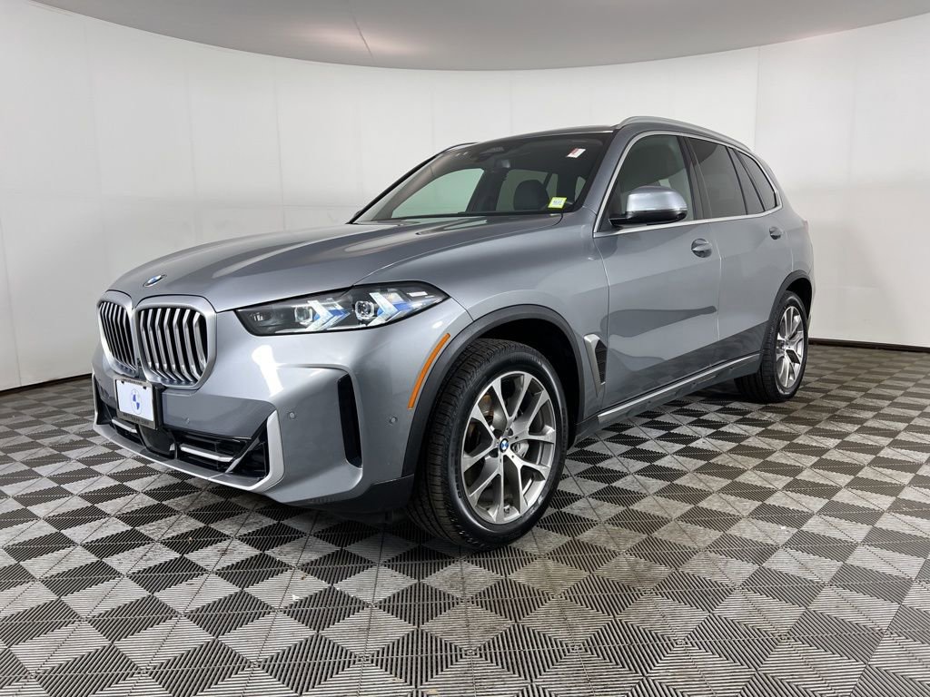 Certified 2024 BMW X5 xDrive40i w/ Premium Package image 16