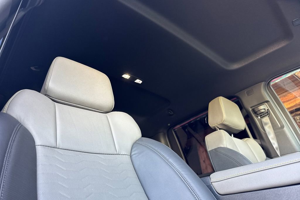 Certified 2025 Chevrolet Silverado 2500 ZR2 w/ Technology Package image 18