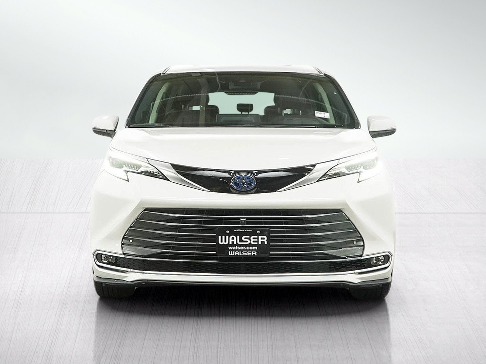 Used 2021 Toyota Sienna Platinum AWD/4WD image 8