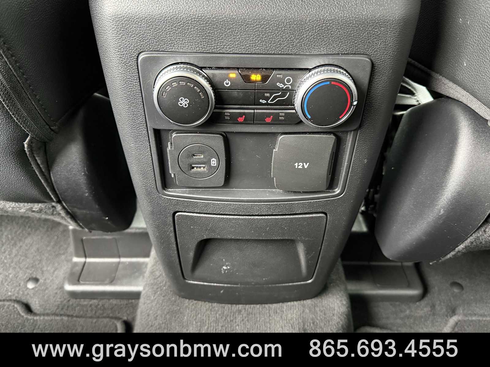 Used 2022 Ford Explorer Limited image 32