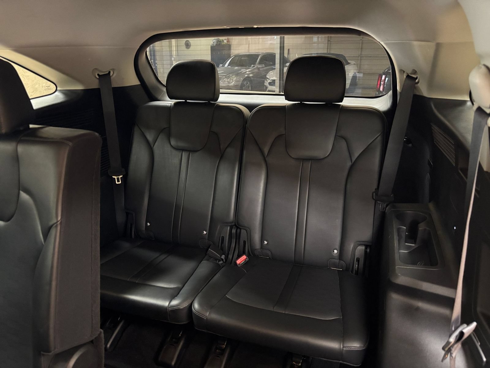 Used 2024 Kia Sorento S FWD image 31