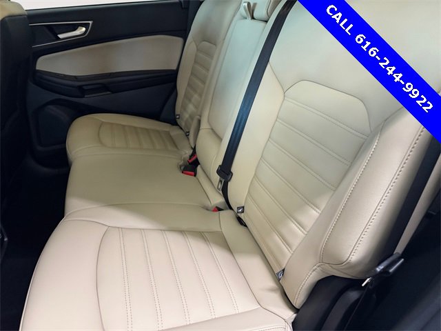 Used 2022 Ford Edge SEL w/ Convenience Package image 6