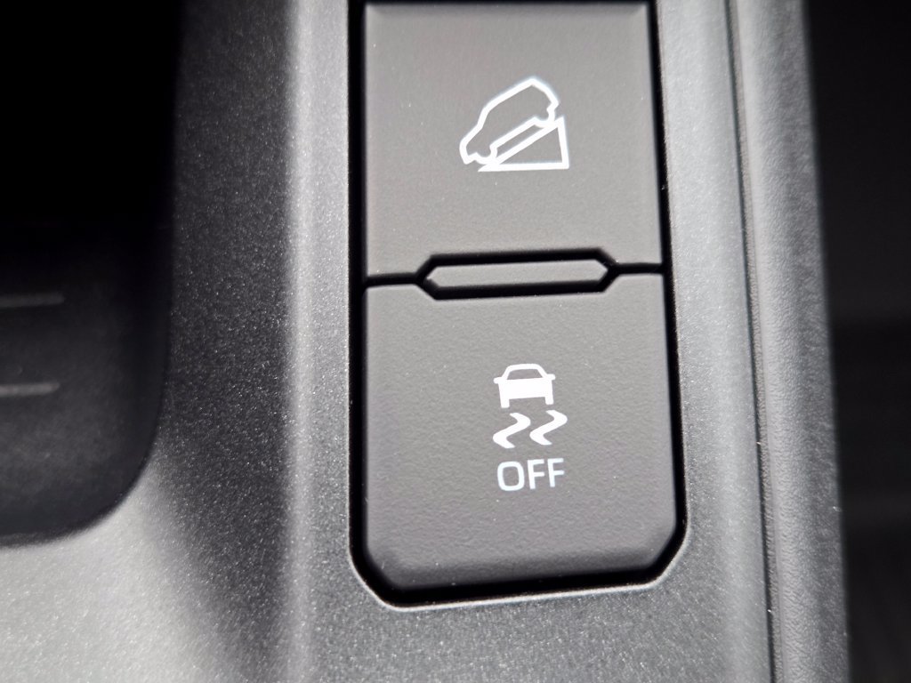 New 2026 Toyota RAV4 SE w/ Convenience Package AWD/4WD image 14