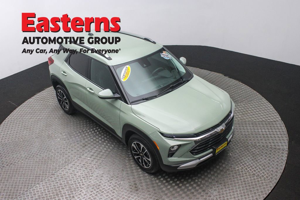 Used 2026 Chevrolet TrailBlazer LT w/ Driver Confidence Package image 3