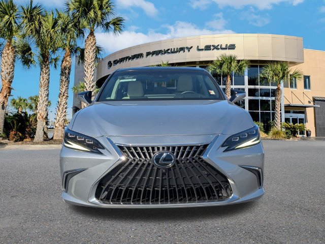 Certified 2022 Lexus ES 350 Ultra Luxury w/ Accessory Package 2 FWD image 10