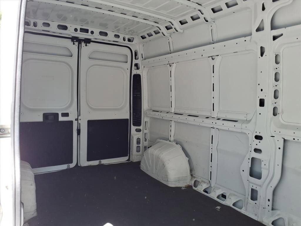 Used 2025 RAM ProMaster 2500 w/ Convenience Group FWD image 30