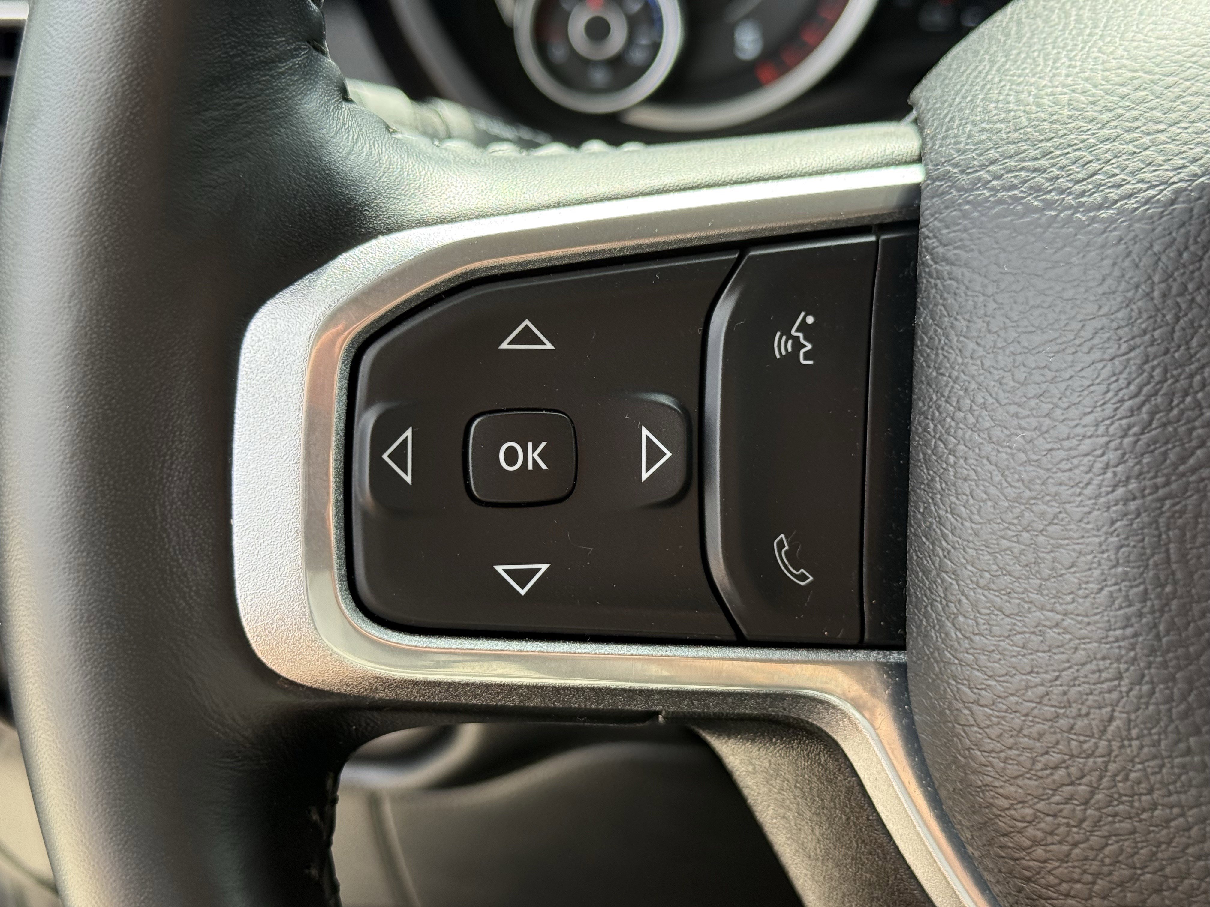 Used 2024 RAM 2500 Laramie image 16