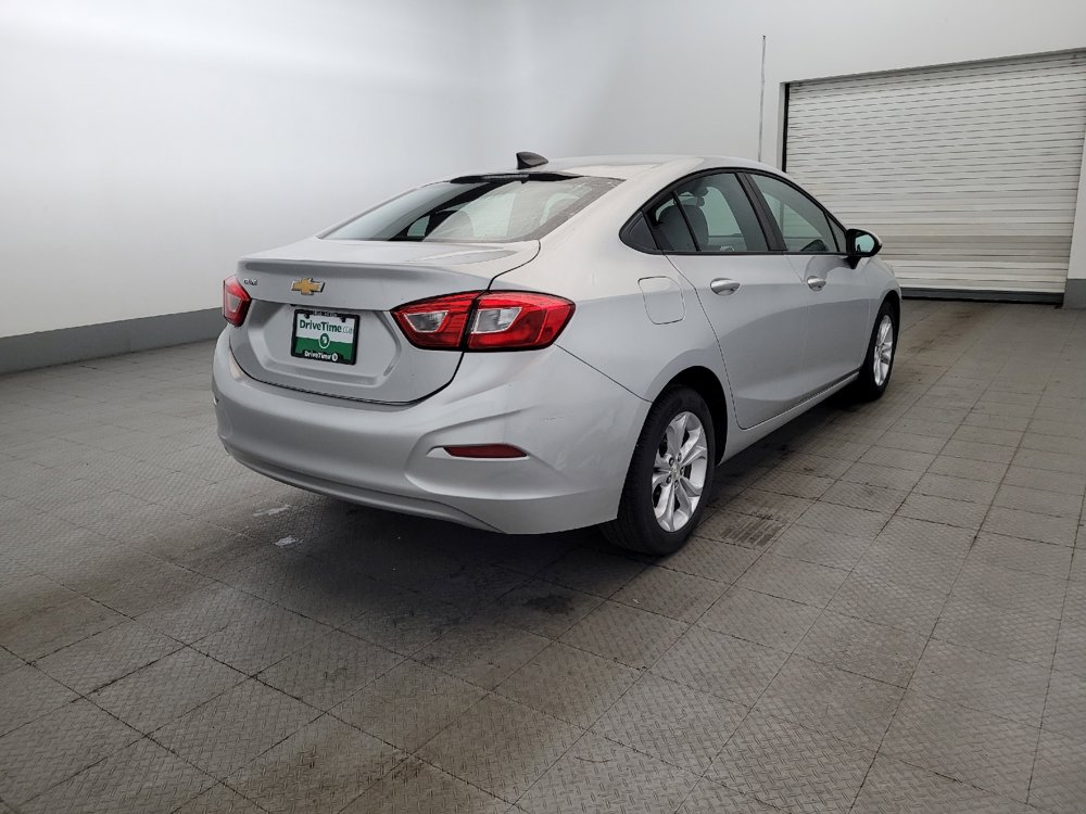 Used 2019 Chevrolet Cruze LS w/ LS Convenience Package FWD image 9