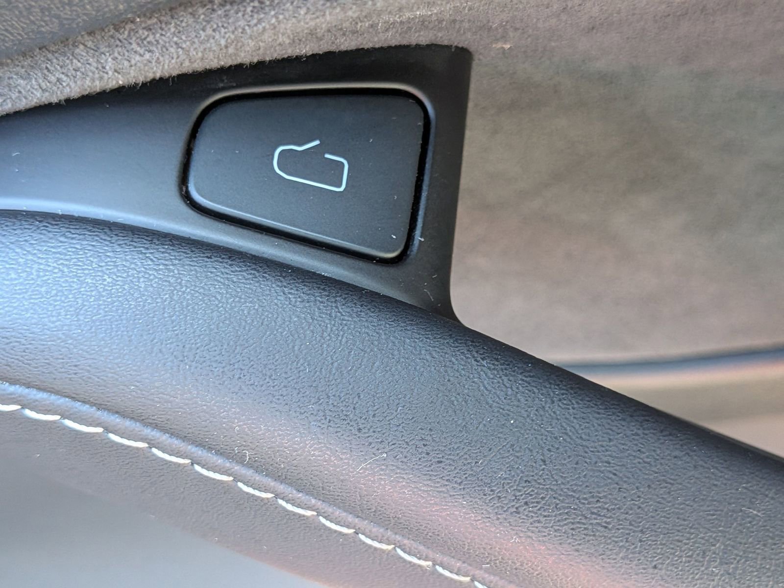 Used 2023 Tesla Model 3 Performance image 35