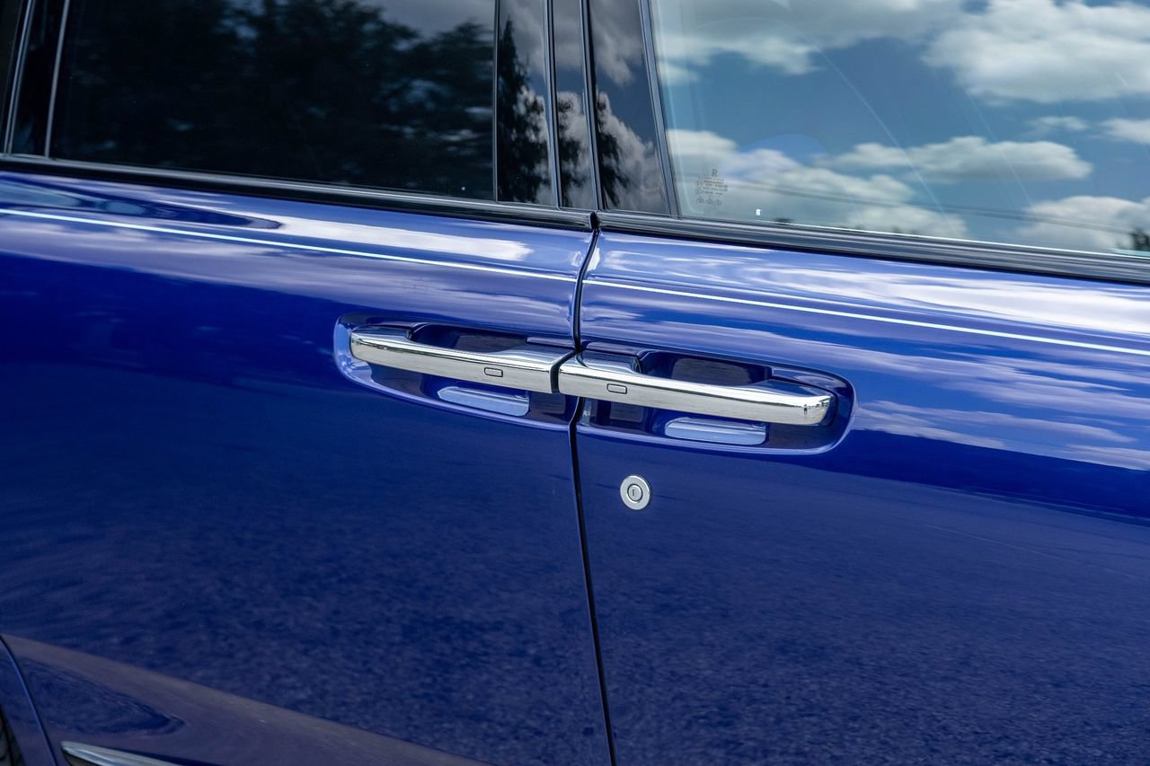 Certified 2024 Rolls-Royce Cullinan Black Badge AWD/4WD image 11