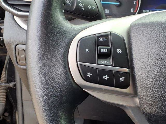 Used 2024 Ford Explorer XLT w/ Equipment Group 202A image 17