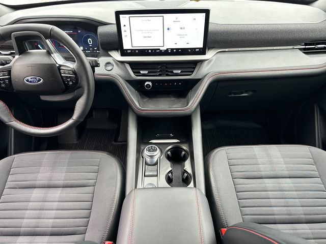 Certified 2025 Ford Explorer ST-Line w/ ST-Line Street Pack AWD/4WD image 24