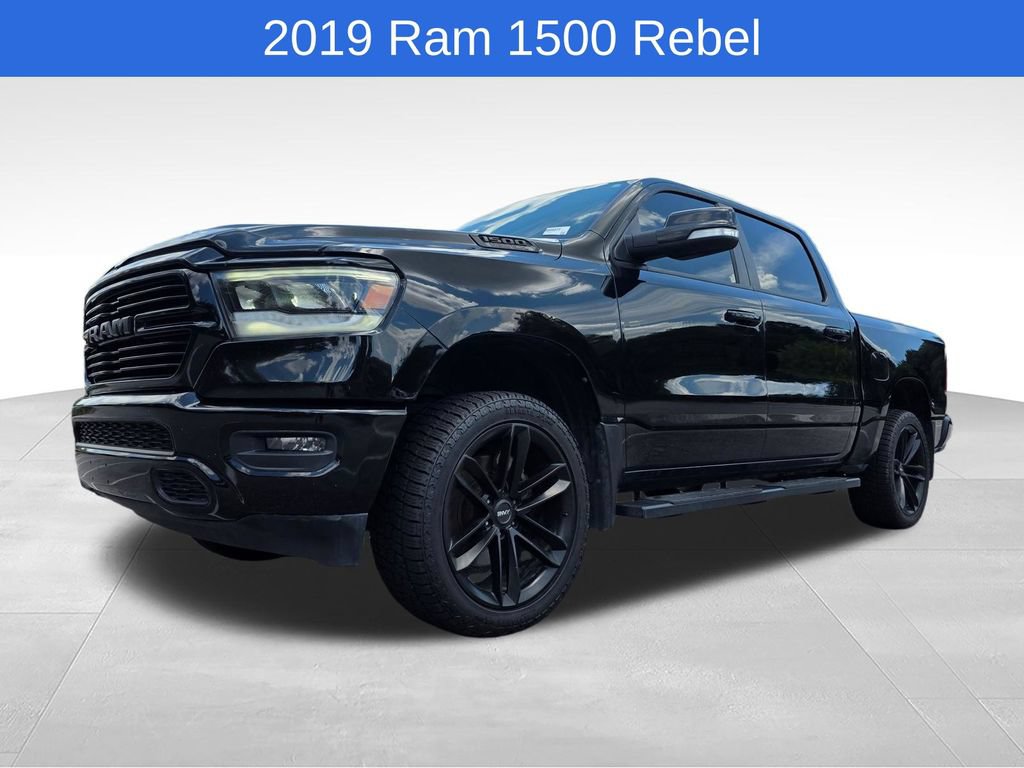 Used 2019 RAM 1500 Sport w/ Black Appearance Package AWD/4WD image 10