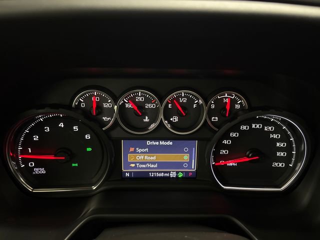 Used 2021 Chevrolet Suburban RST image 44