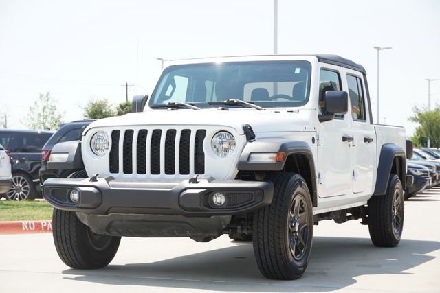 Used 2023 Jeep Gladiator Sport image 3