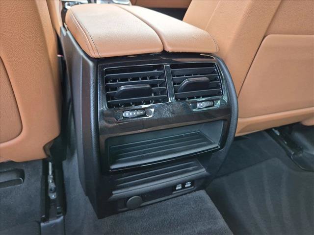 Used 2021 BMW 530i w/ M Sport Package RWD image 18