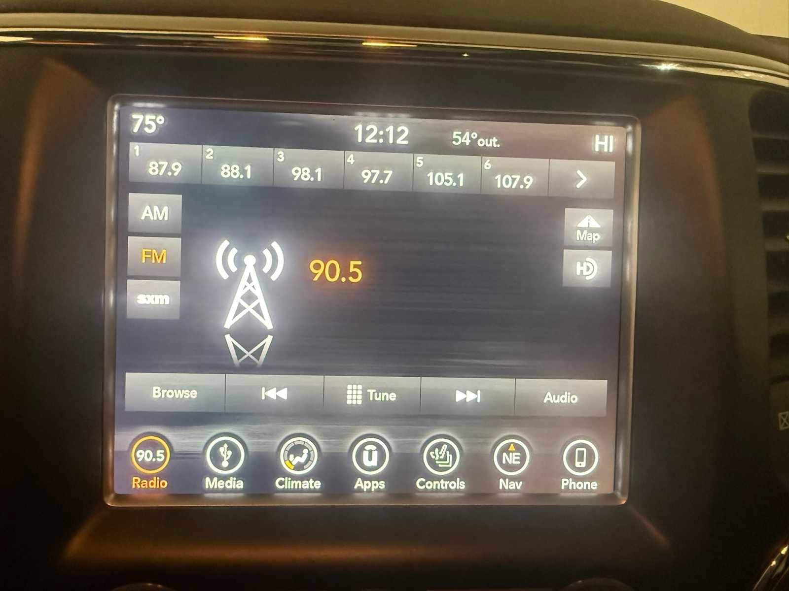 Used 2018 Jeep Grand Cherokee Limited AWD/4WD image 32