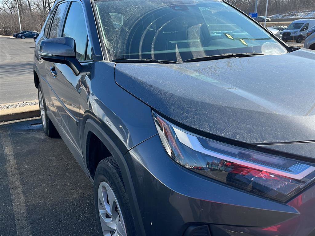 Used 2023 Toyota RAV4 LE image 15