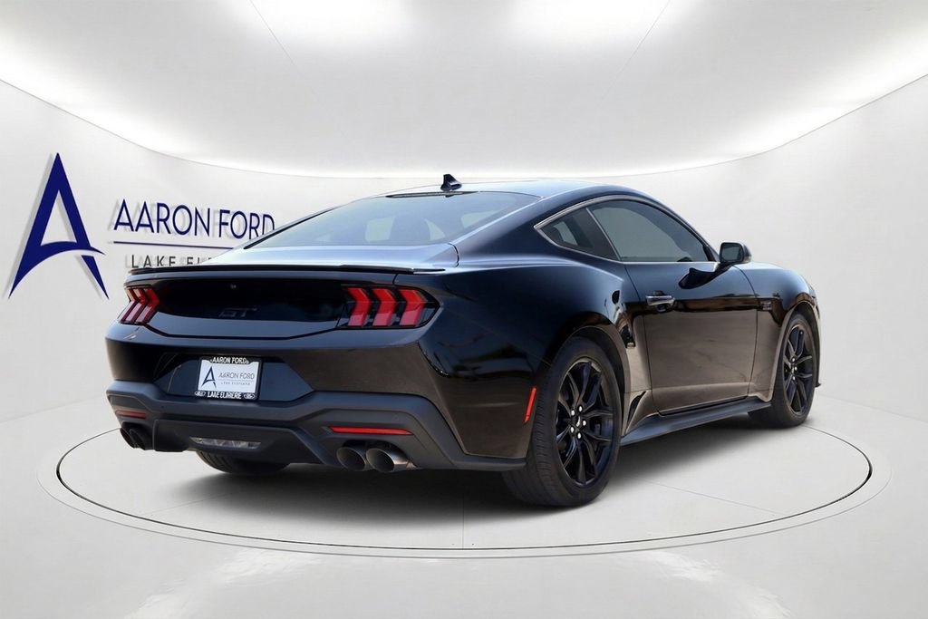 Used 2025 Ford Mustang GT w/ Mustang Nite Pony Package RWD image 4