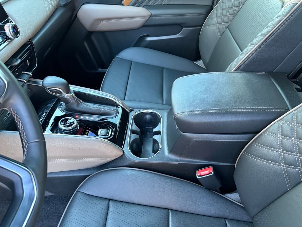 Certified 2024 GMC Canyon Denali image 41