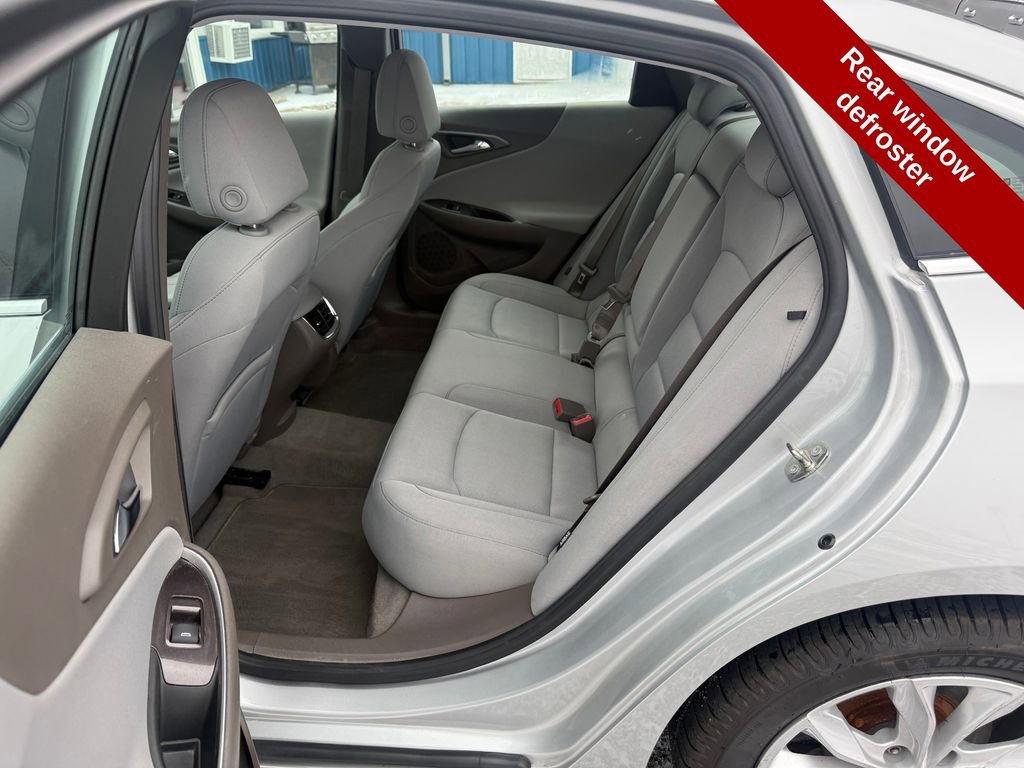 Used 2021 Chevrolet Malibu LT image 28