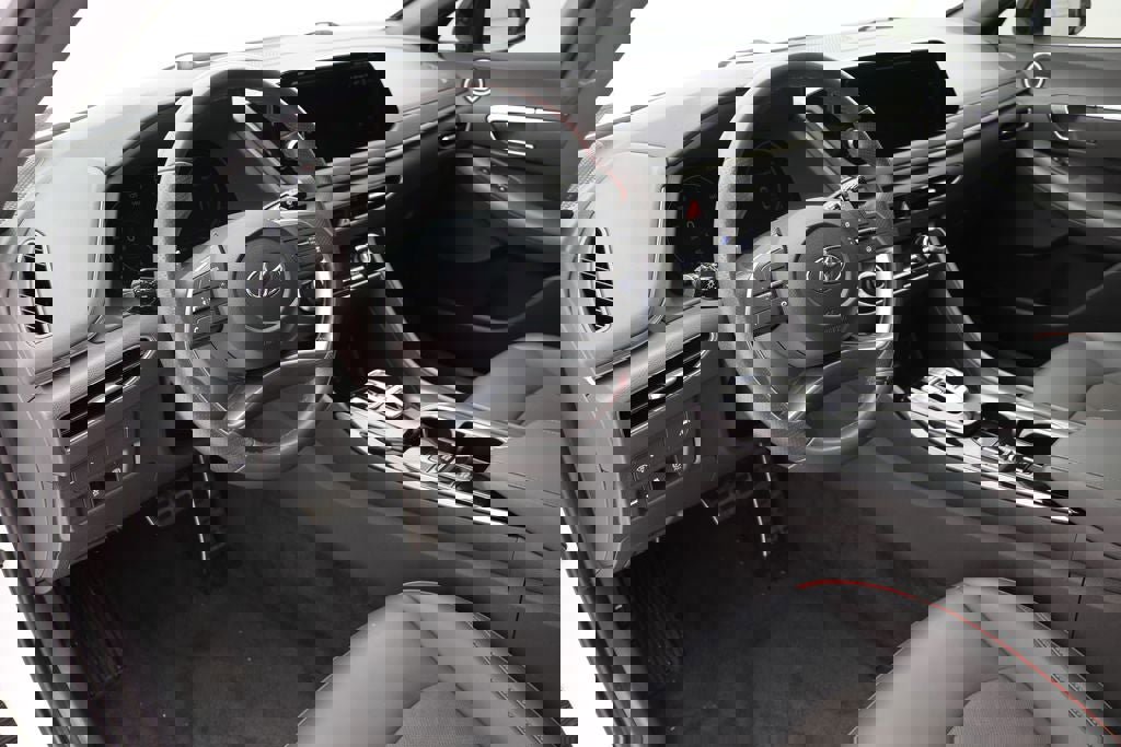 Used 2023 Hyundai Sonata SEL Plus image 16