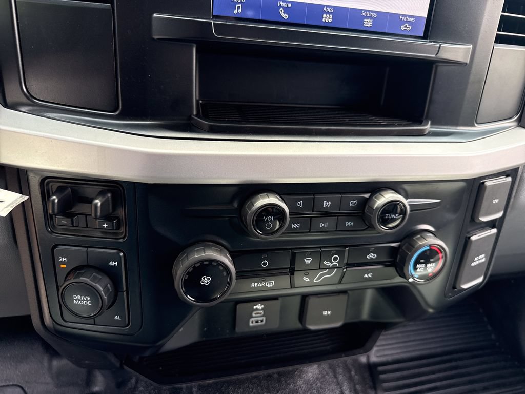 Used 2024 Ford F350 XL w/ XL Chrome Package AWD/4WD image 29